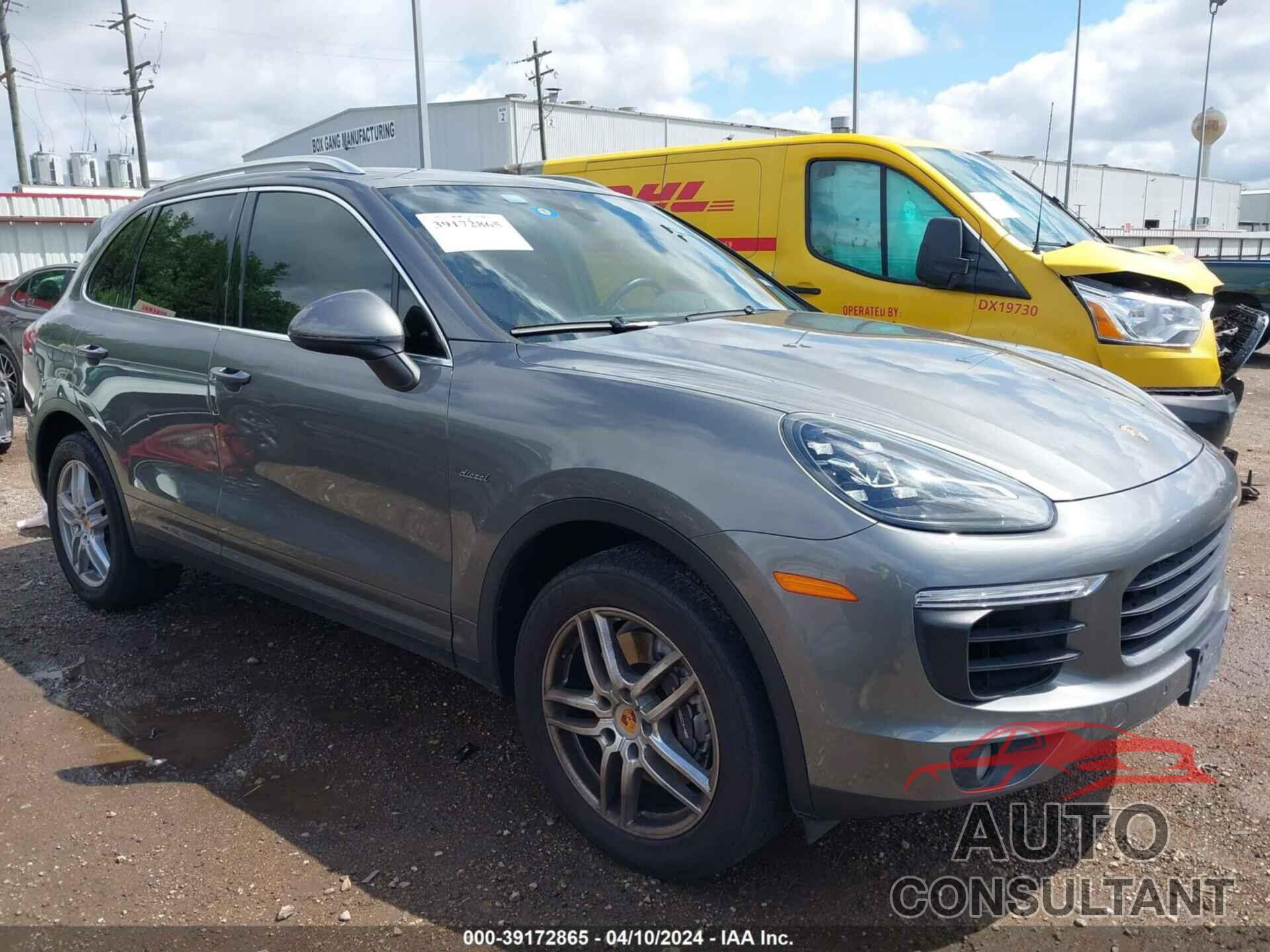 PORSCHE CAYENNE 2016 - WP1AF2A25GKA41686