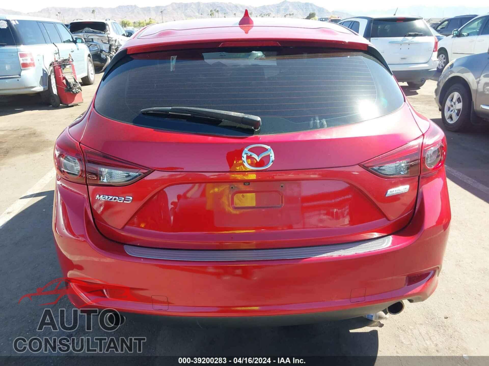 MAZDA MAZDA3 2017 - 3MZBN1M32HM135376