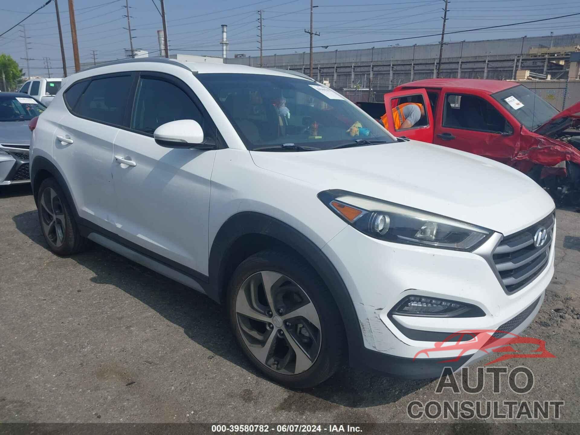 HYUNDAI TUCSON 2017 - KM8J33A27HU478297