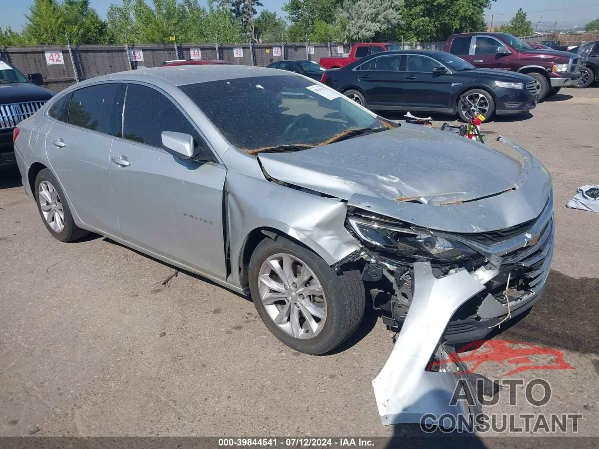 CHEVROLET MALIBU 2020 - 1G1ZD5STXLF054299