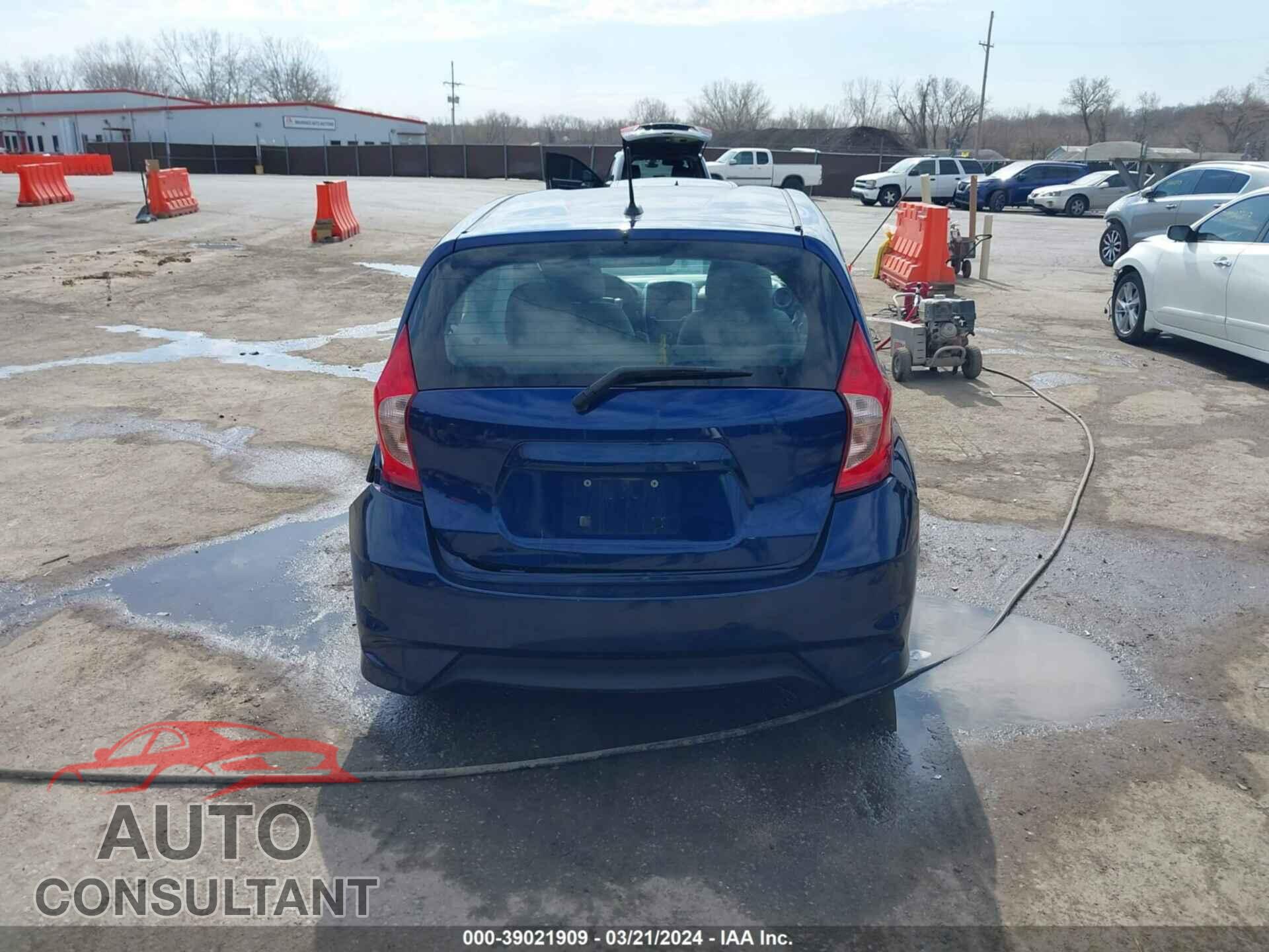 NISSAN VERSA NOTE 2017 - 3N1CE2CP3HL366491