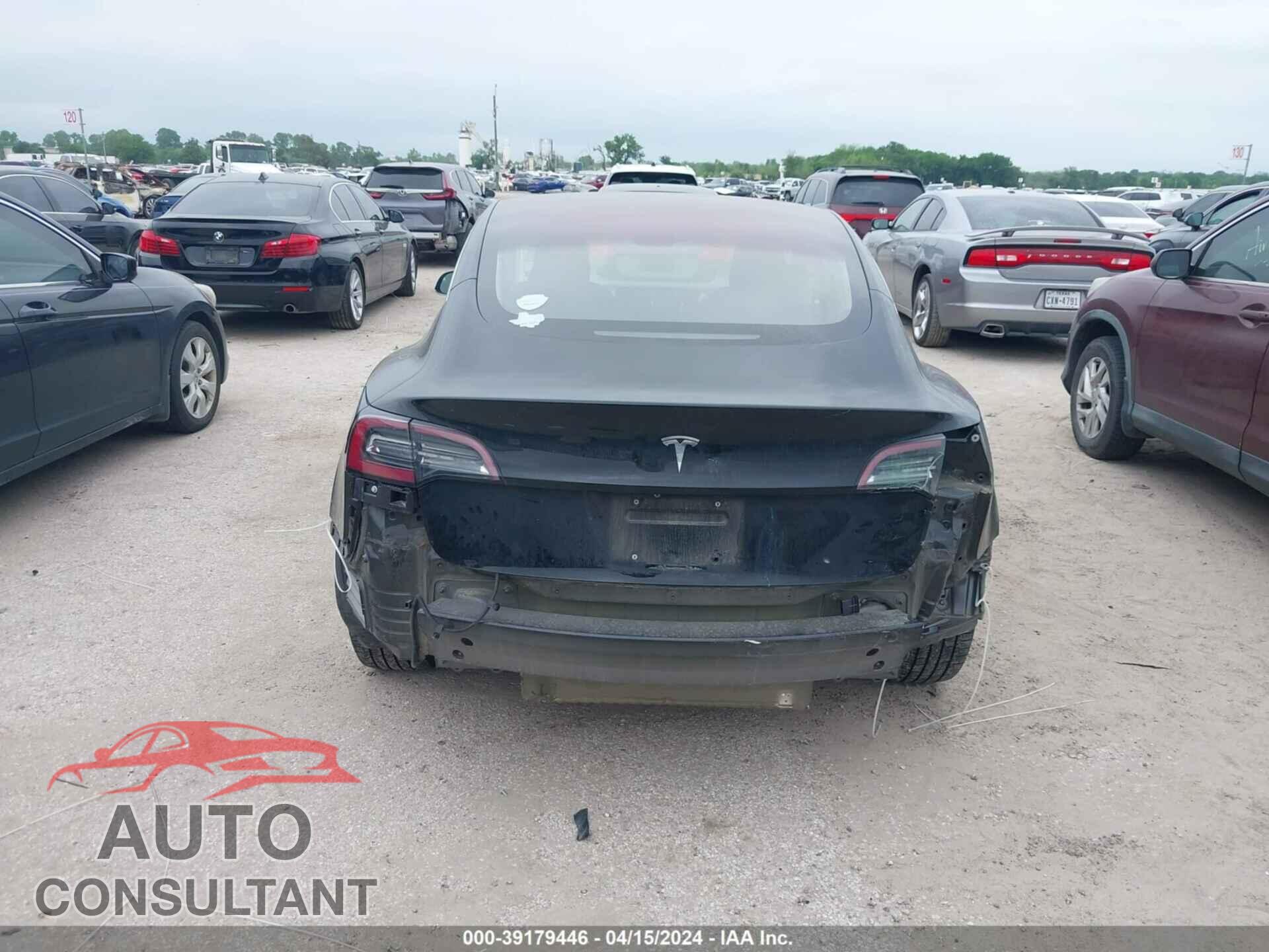 TESLA MODEL 3 2018 - 5YJ3E1EA9JF042837