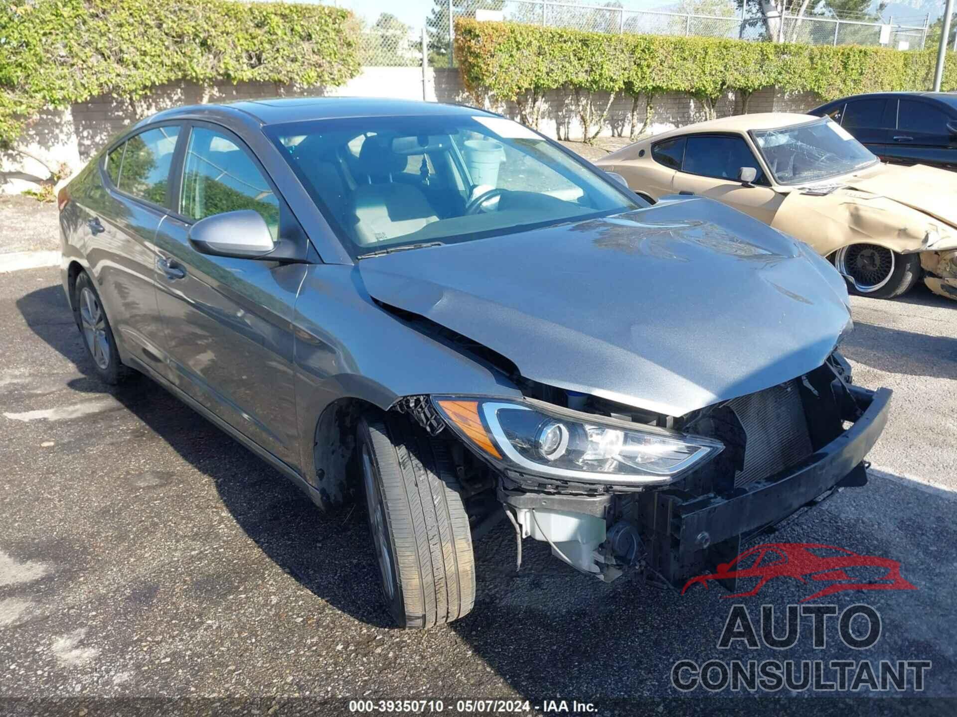 HYUNDAI ELANTRA 2018 - KMHD84LF0JU616563