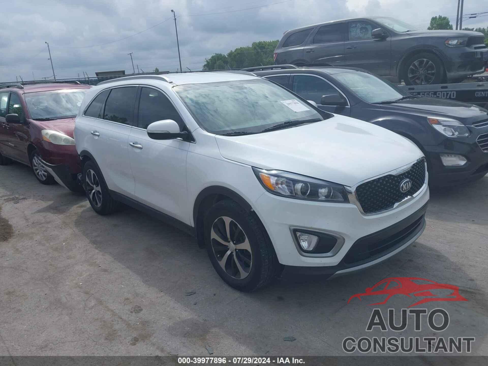KIA SORENTO 2016 - 5XYPH4A5XGG186000