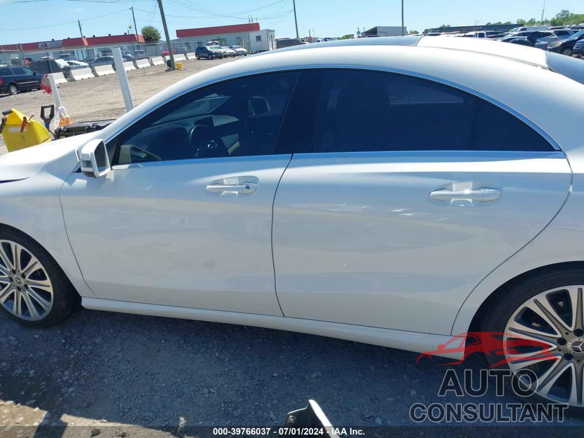 MERCEDES-BENZ CLA 250 2019 - WDDSJ4GB7KN727443