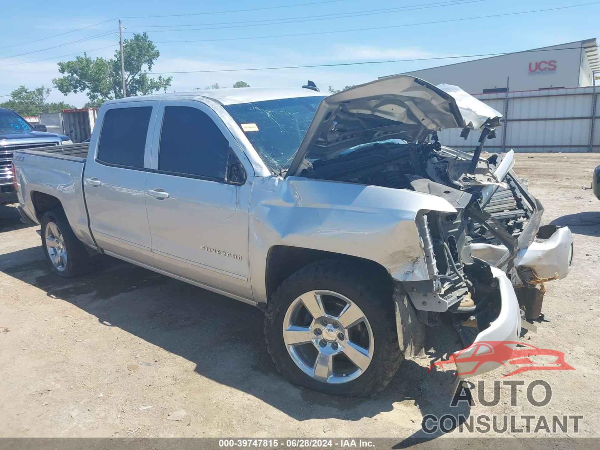 CHEVROLET SILVERADO 1500 2018 - 3GCUKREC9JG108617