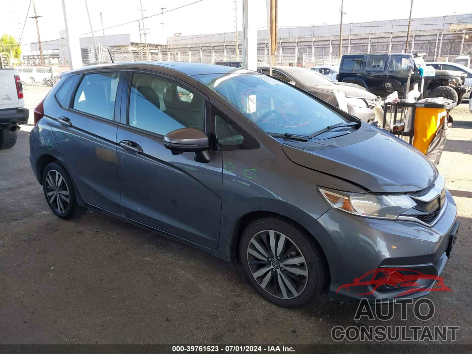 HONDA FIT 2018 - 3HGGK5H82JM722022