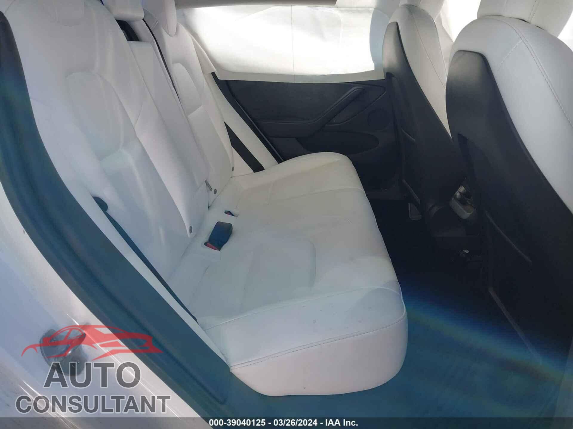 TESLA MODEL 3 2021 - 5YJ3E1EB4MF010231