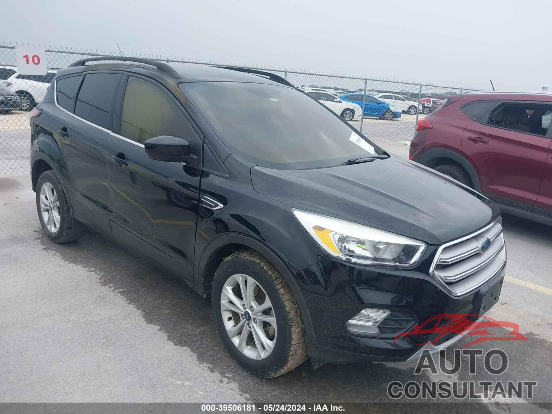FORD ESCAPE 2018 - 1FMCU0GD8JUC36900