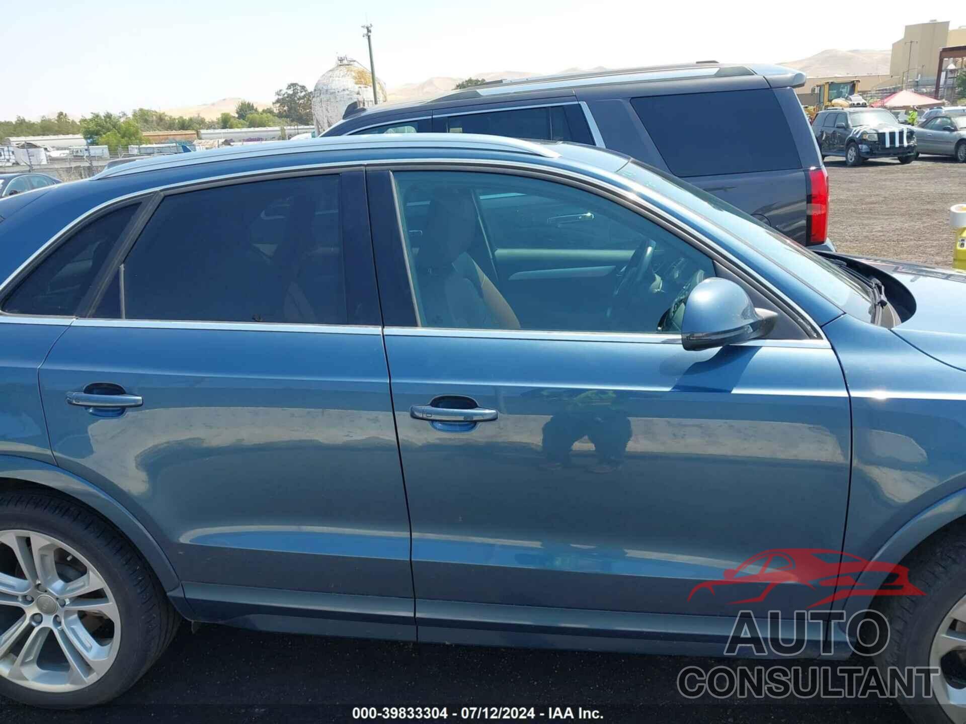 AUDI Q3 2017 - WA1HCCFS5HR000257