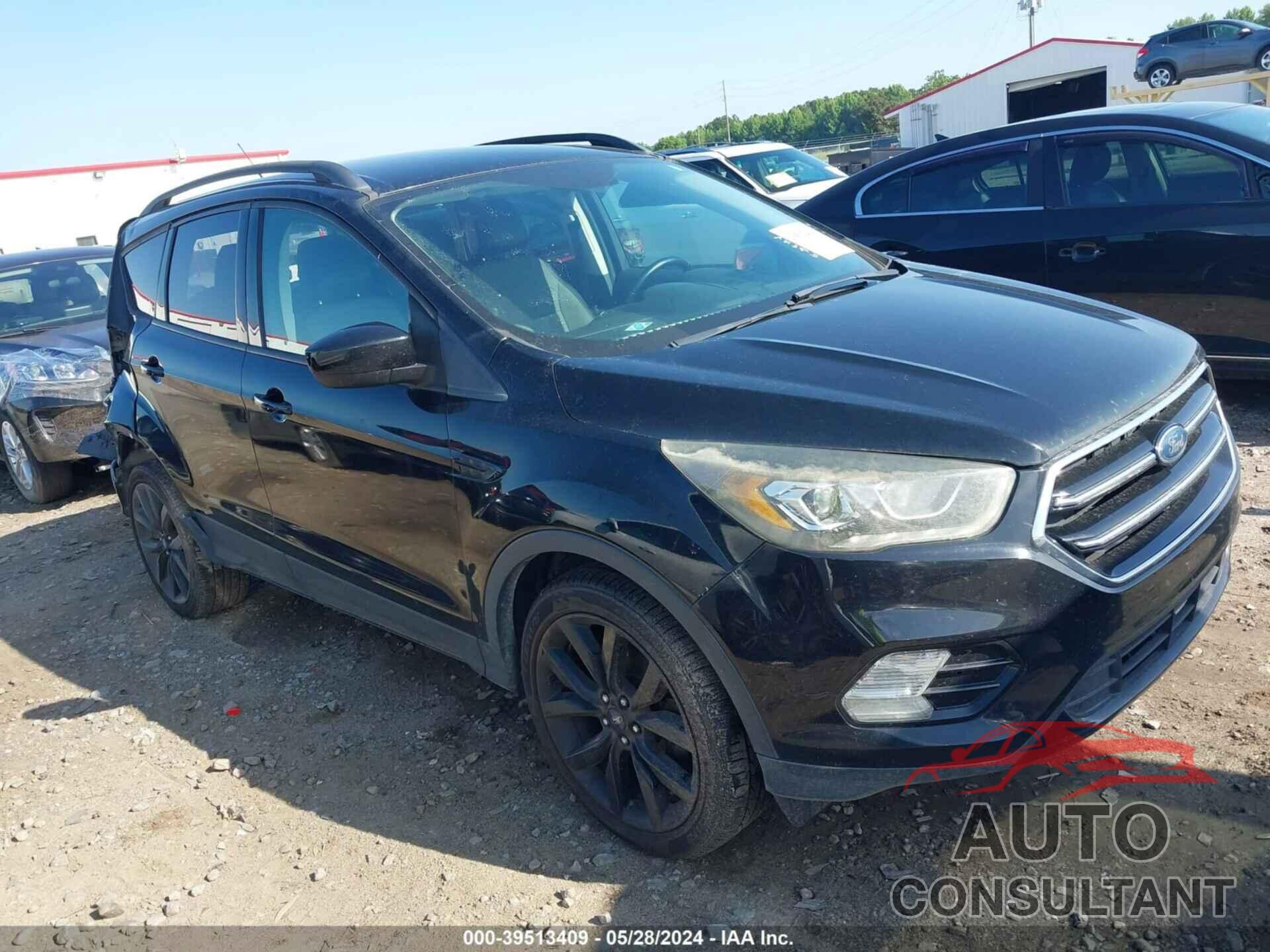 FORD ESCAPE 2017 - 1FMCU0GD0HUE64075