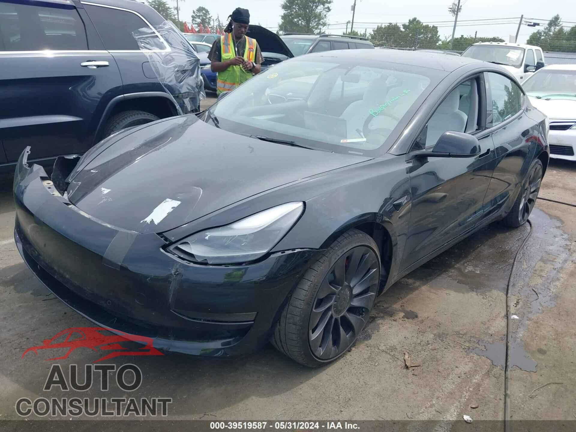 TESLA MODEL 3 2021 - 5YJ3E1EC5MF092530