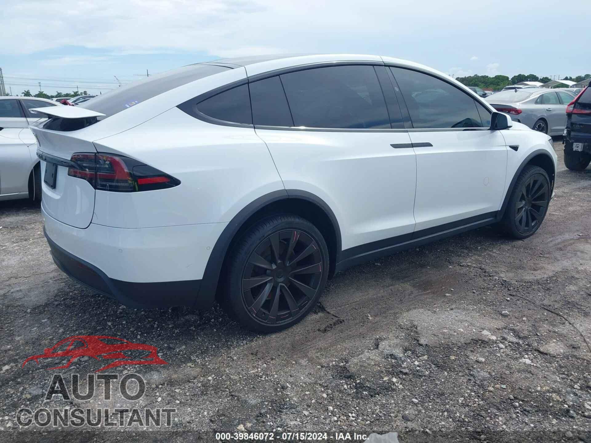 TESLA MODEL X 2022 - 7SAXCBE5XNF359793