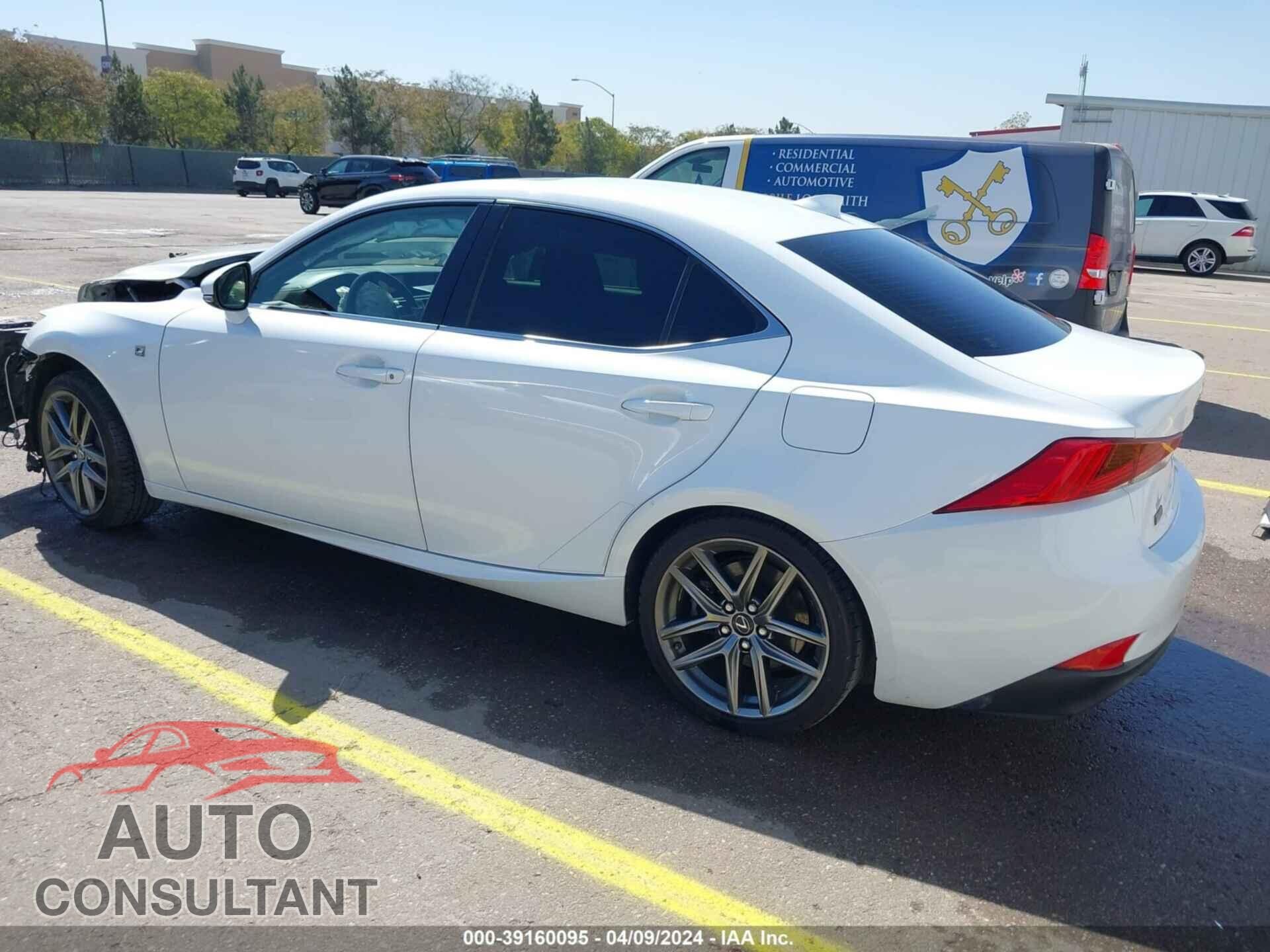 LEXUS IS 2017 - JTHBA1D21H5055903