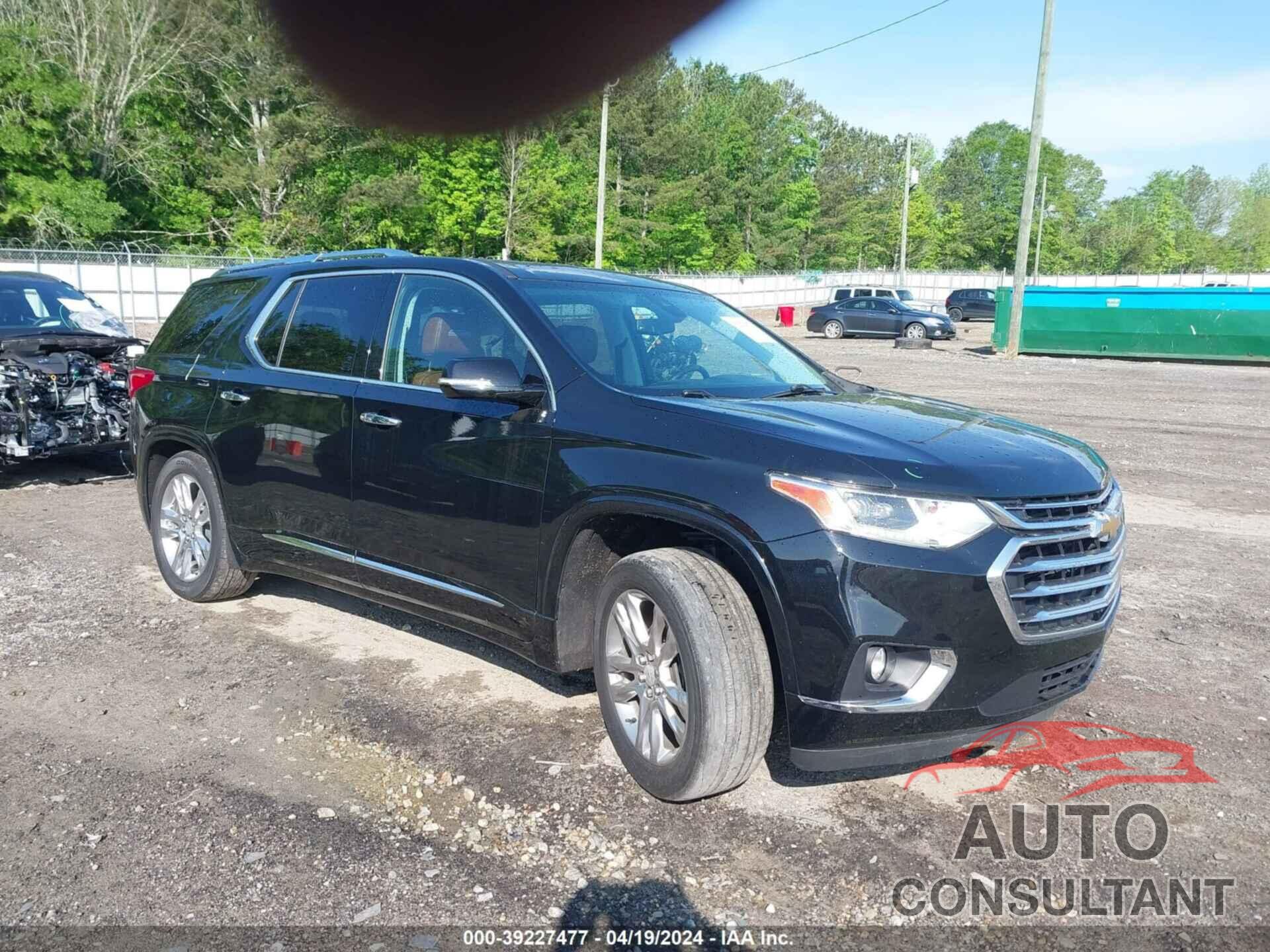 CHEVROLET TRAVERSE 2018 - 1GNEVKKW1JJ111972