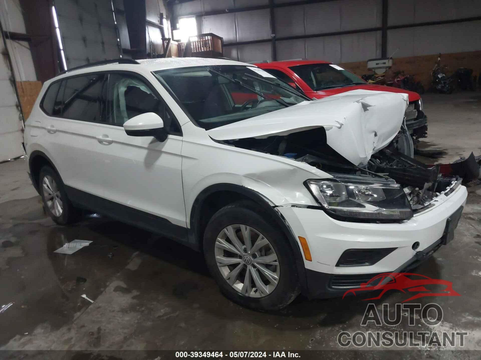 VOLKSWAGEN TIGUAN 2018 - 3VV0B7AX6JM097073