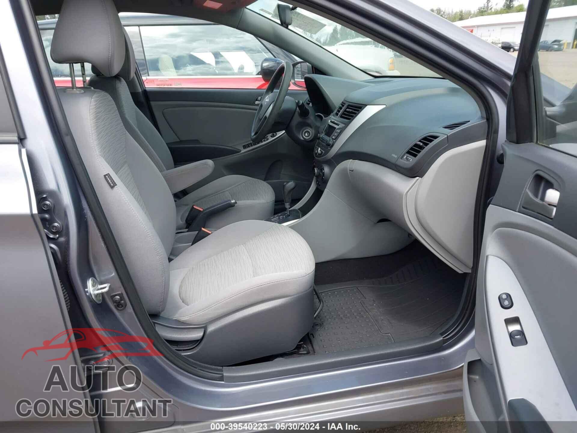 HYUNDAI ACCENT 2016 - KMHCT4AE7GU095855
