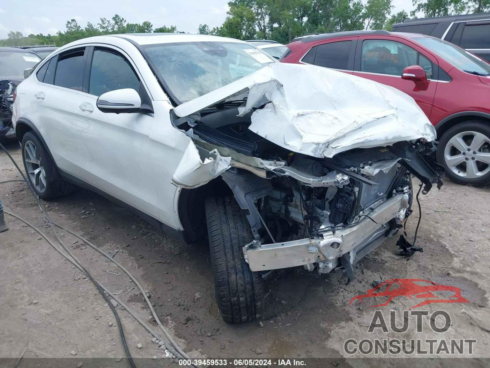 MERCEDES-BENZ GLC 300 2022 - W1N0J8EB0NG027633