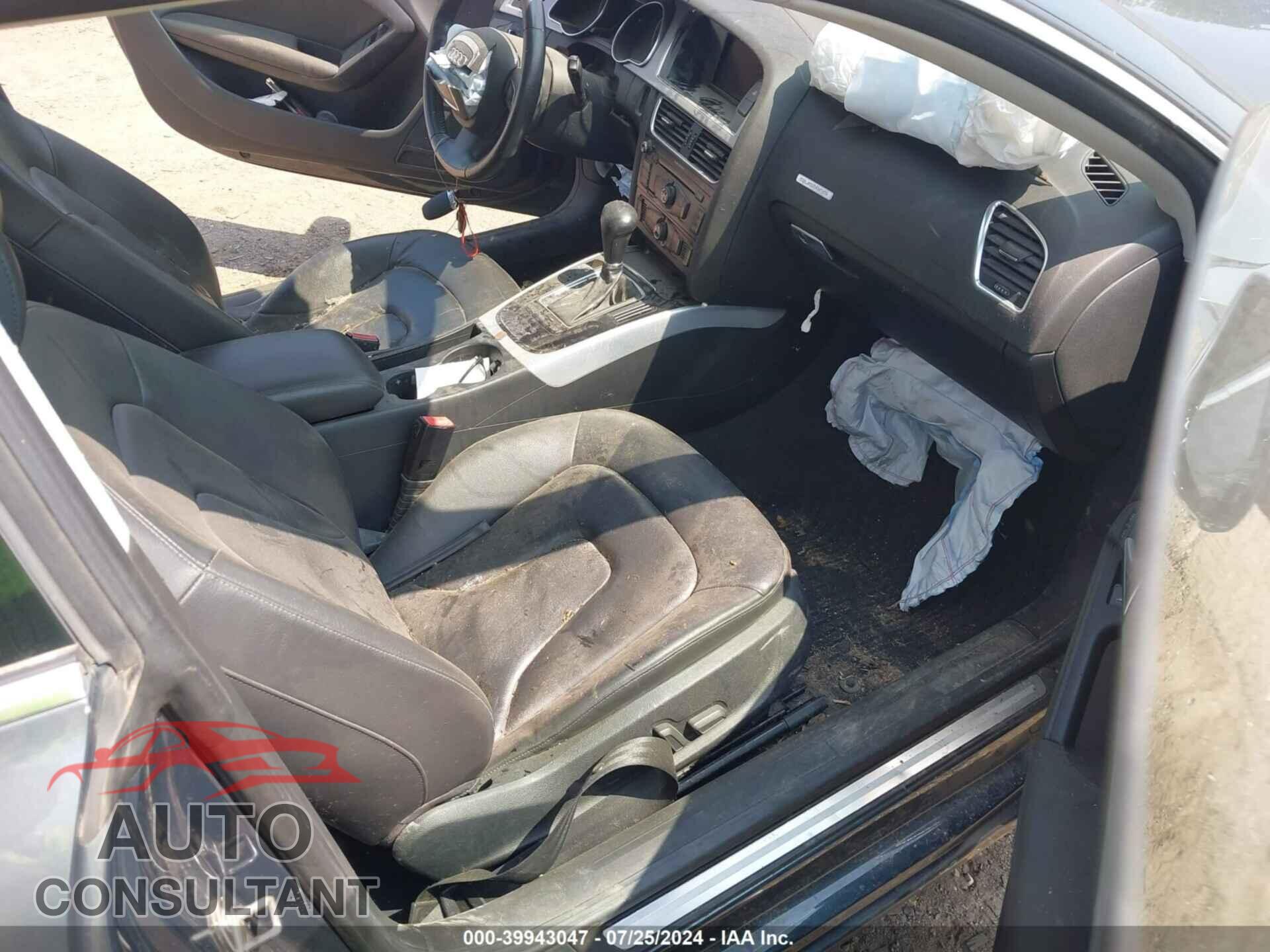 AUDI A5 2010 - WAUCFAFRXAA021664