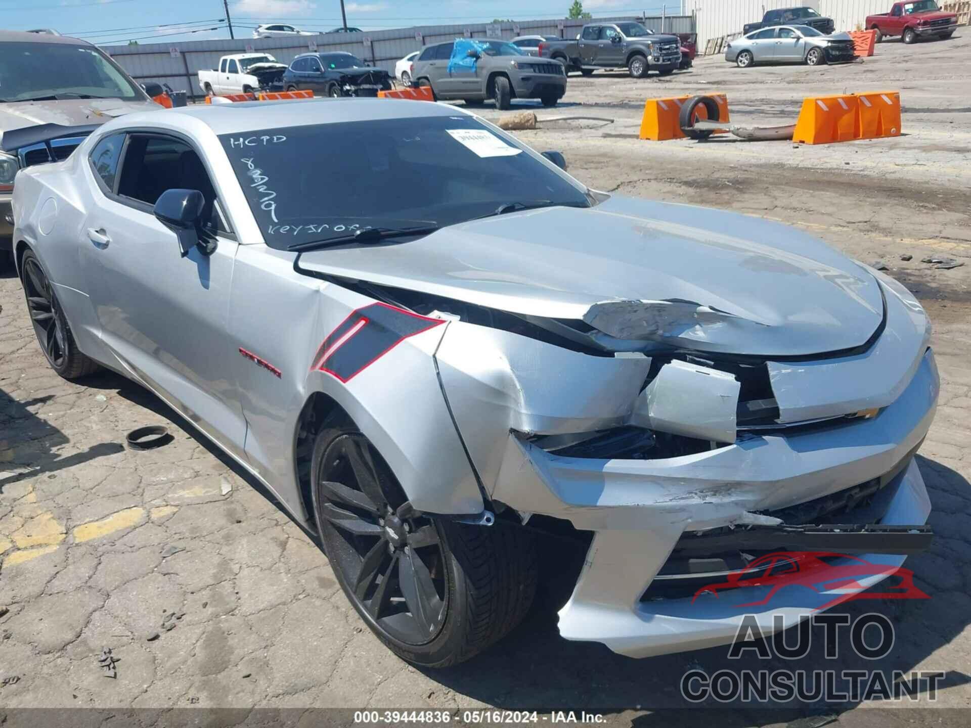 CHEVROLET CAMARO 2018 - 1G1FB1RS3J0158339