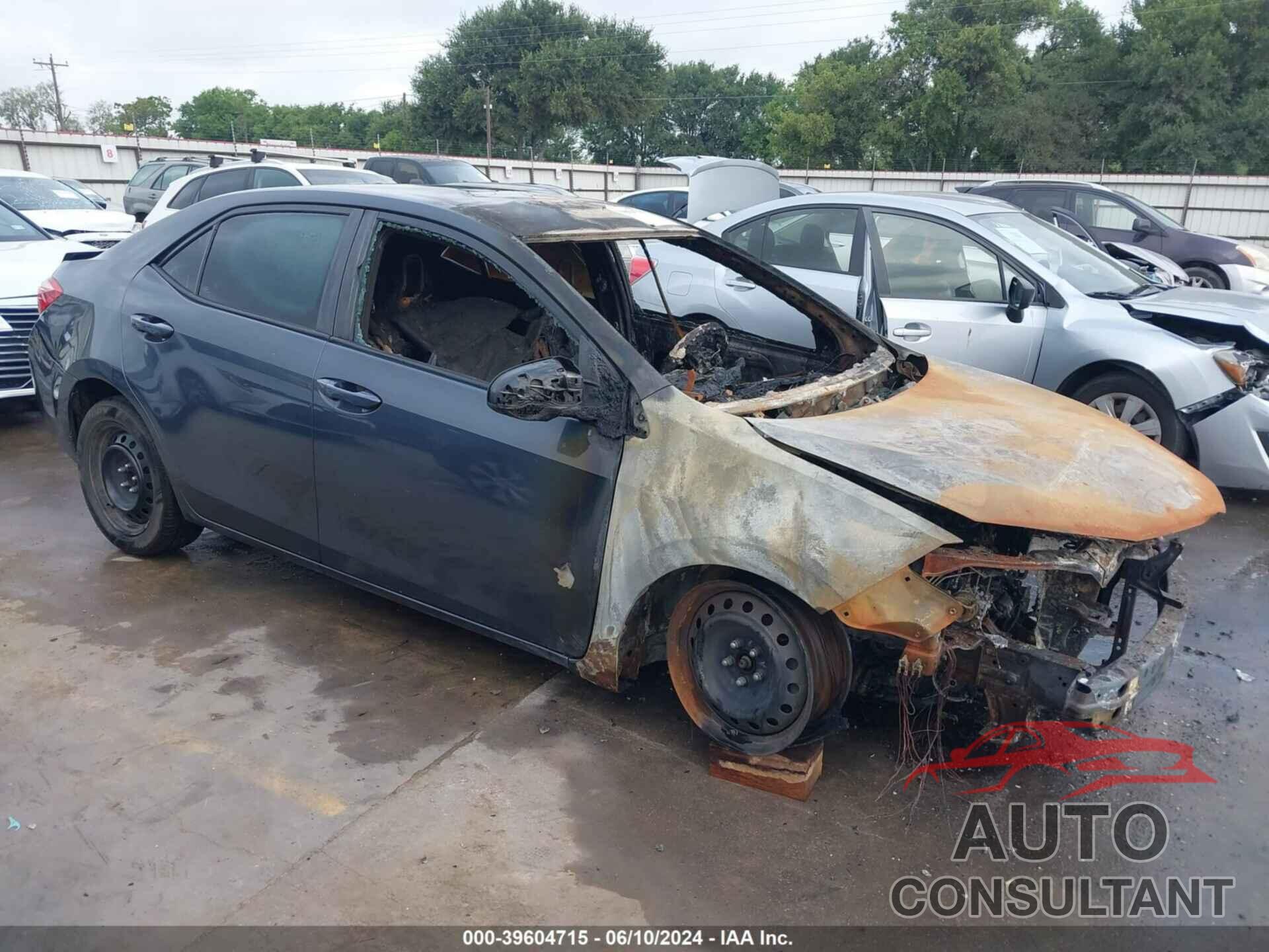 TOYOTA COROLLA 2017 - 5YFBURHE6HP729400