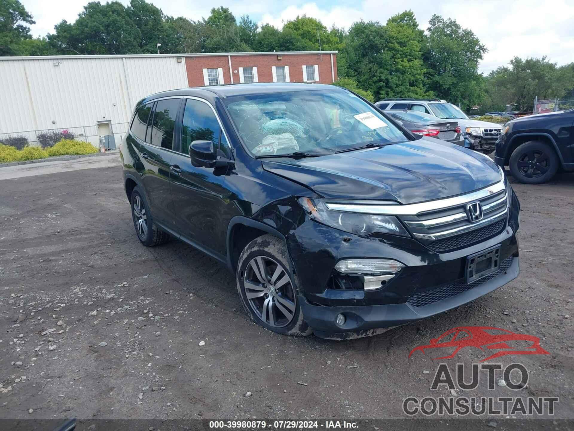 HONDA PILOT 2017 - 5FNYF6H51HB011753