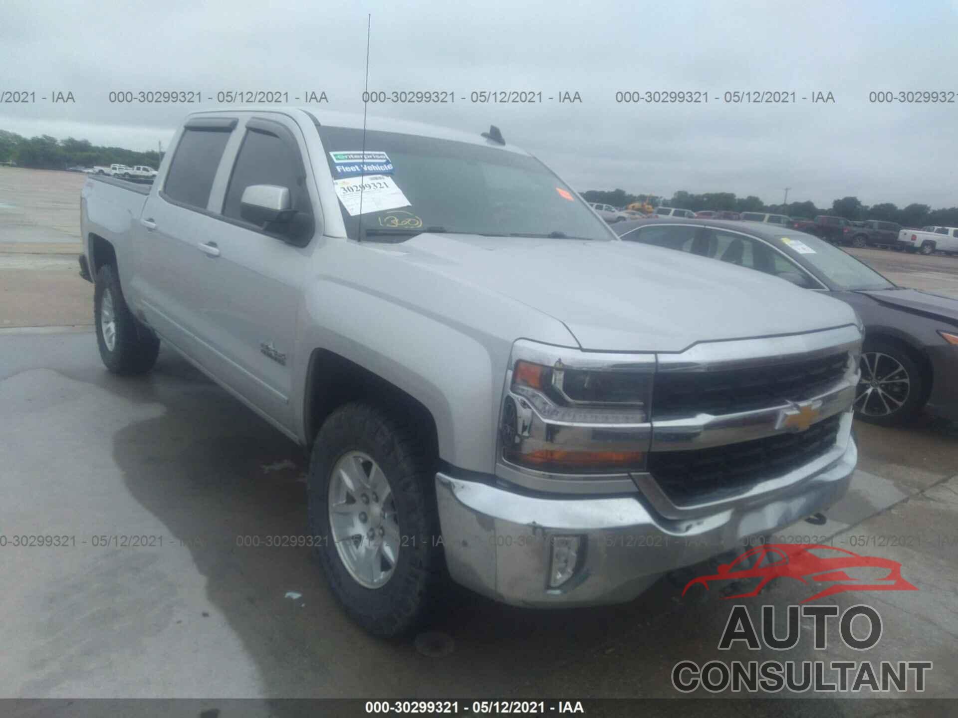 CHEVROLET SILVERADO 1500 2018 - 3GCUKREC7JG572389