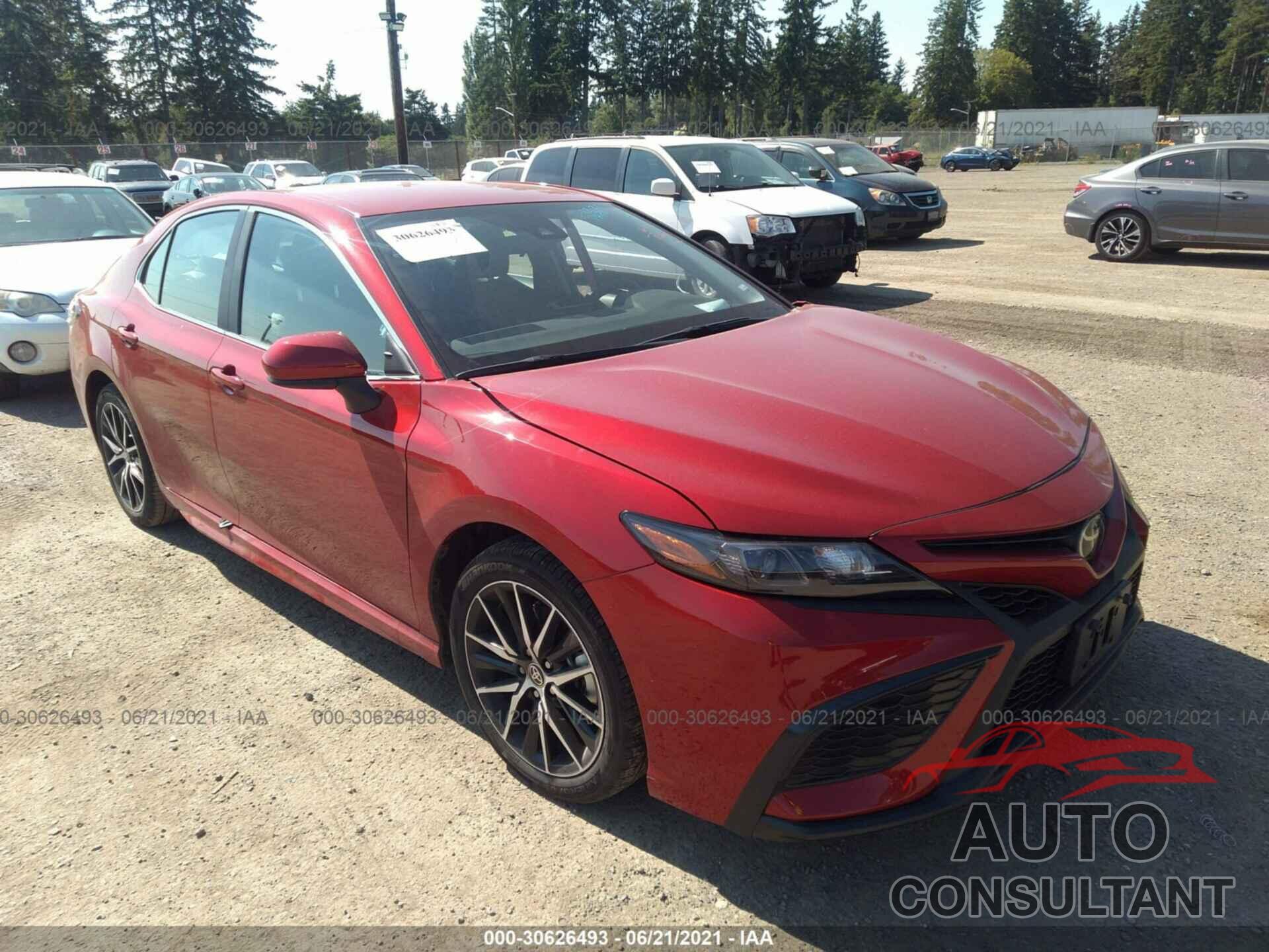 TOYOTA CAMRY 2021 - 4T1G11AK2MU455699