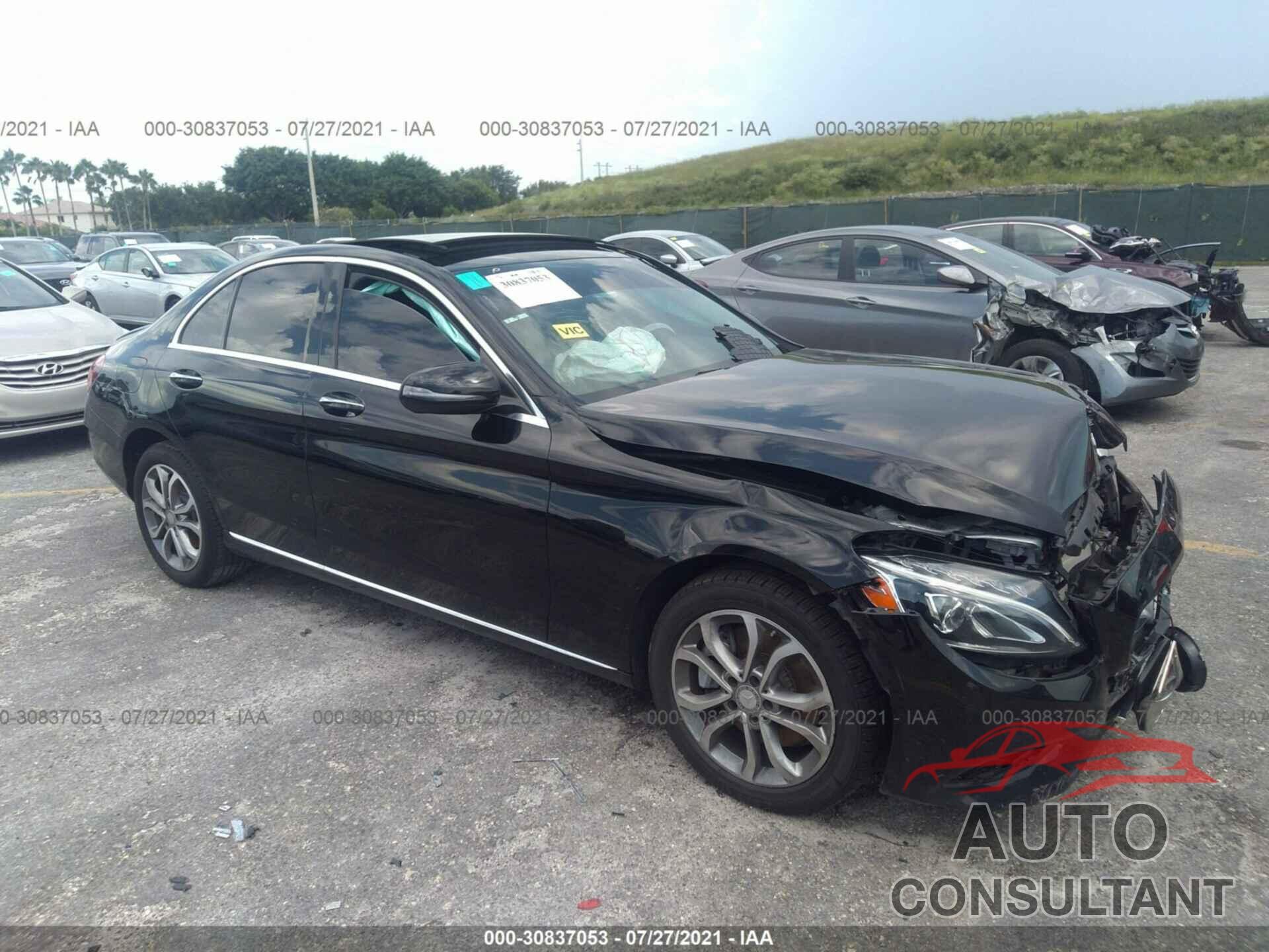 MERCEDES-BENZ C-CLASS 2016 - 55SWF4KB5GU099245