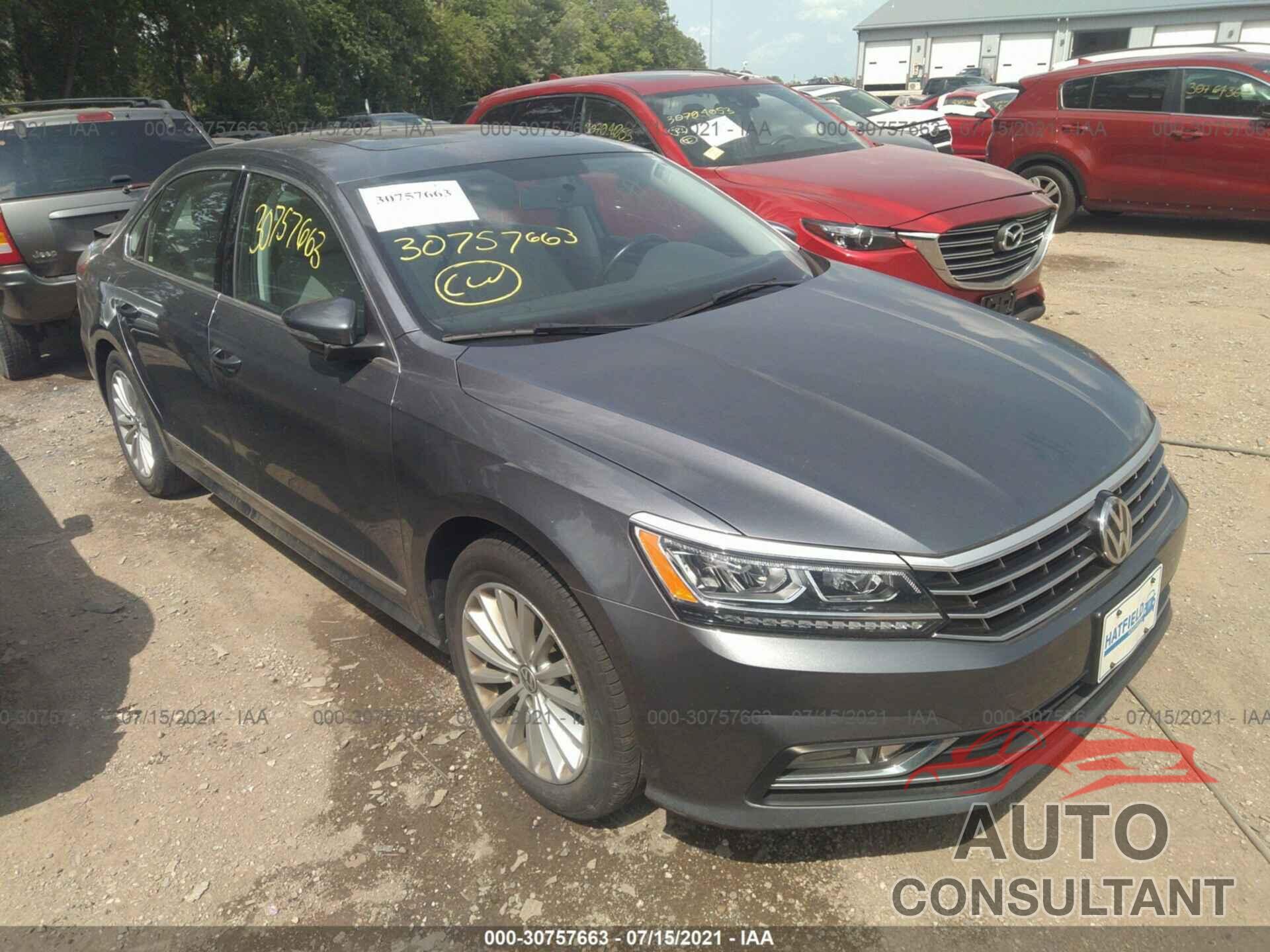 VOLKSWAGEN PASSAT 2017 - 1VWBT7A36HC051821
