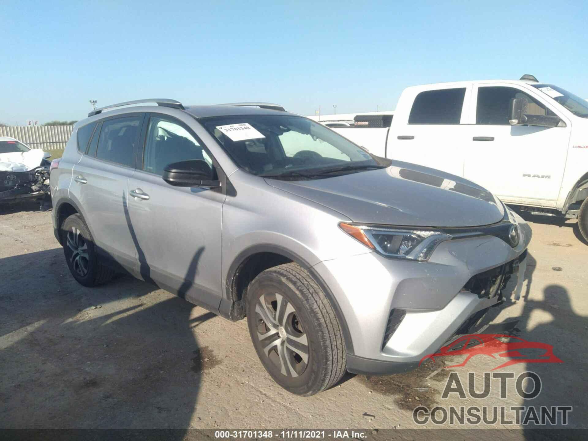 TOYOTA RAV4 2017 - 2T3ZFREV1HW319106
