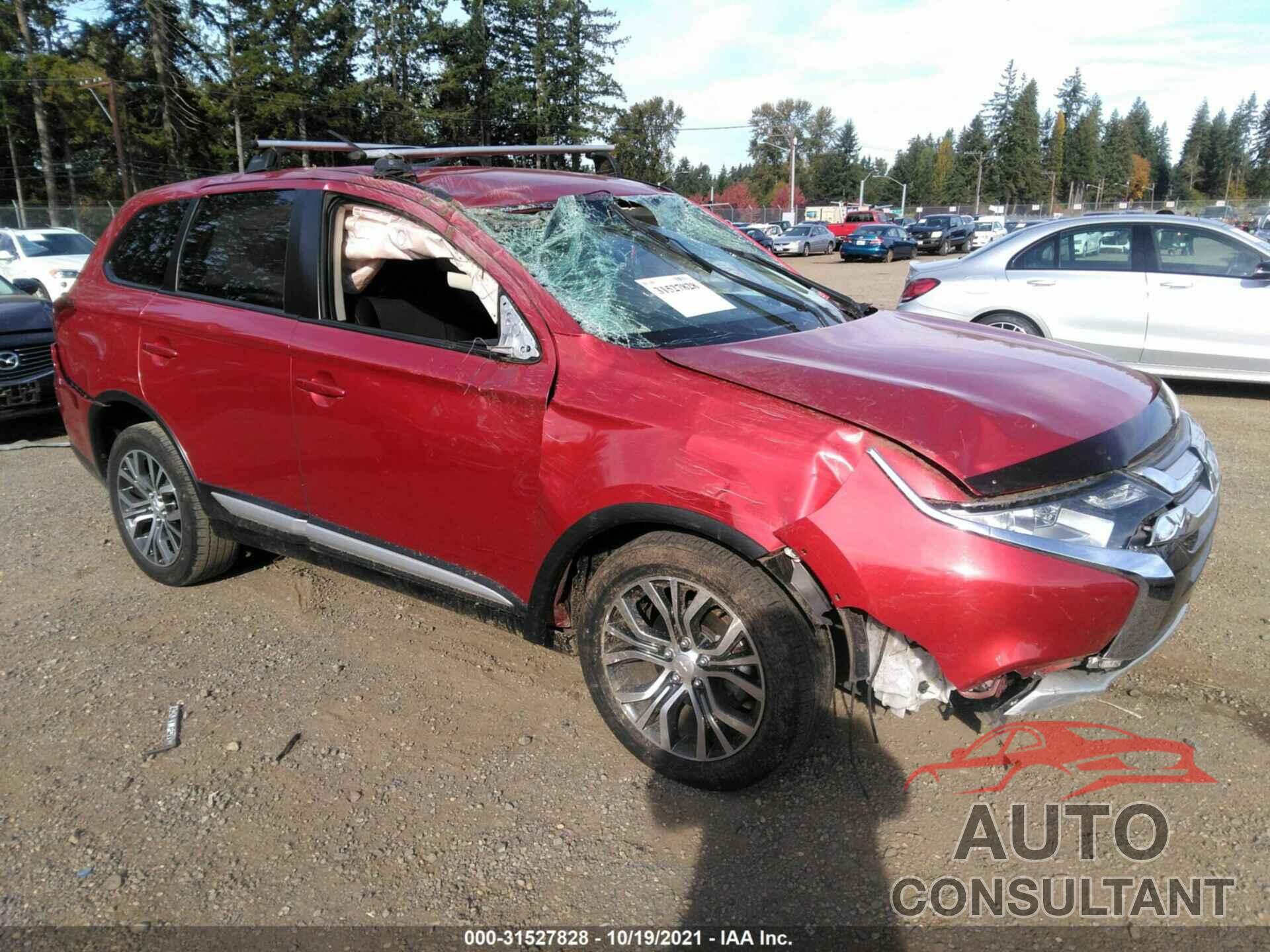 MITSUBISHI OUTLANDER 2018 - JA4AD2A33JZ004533