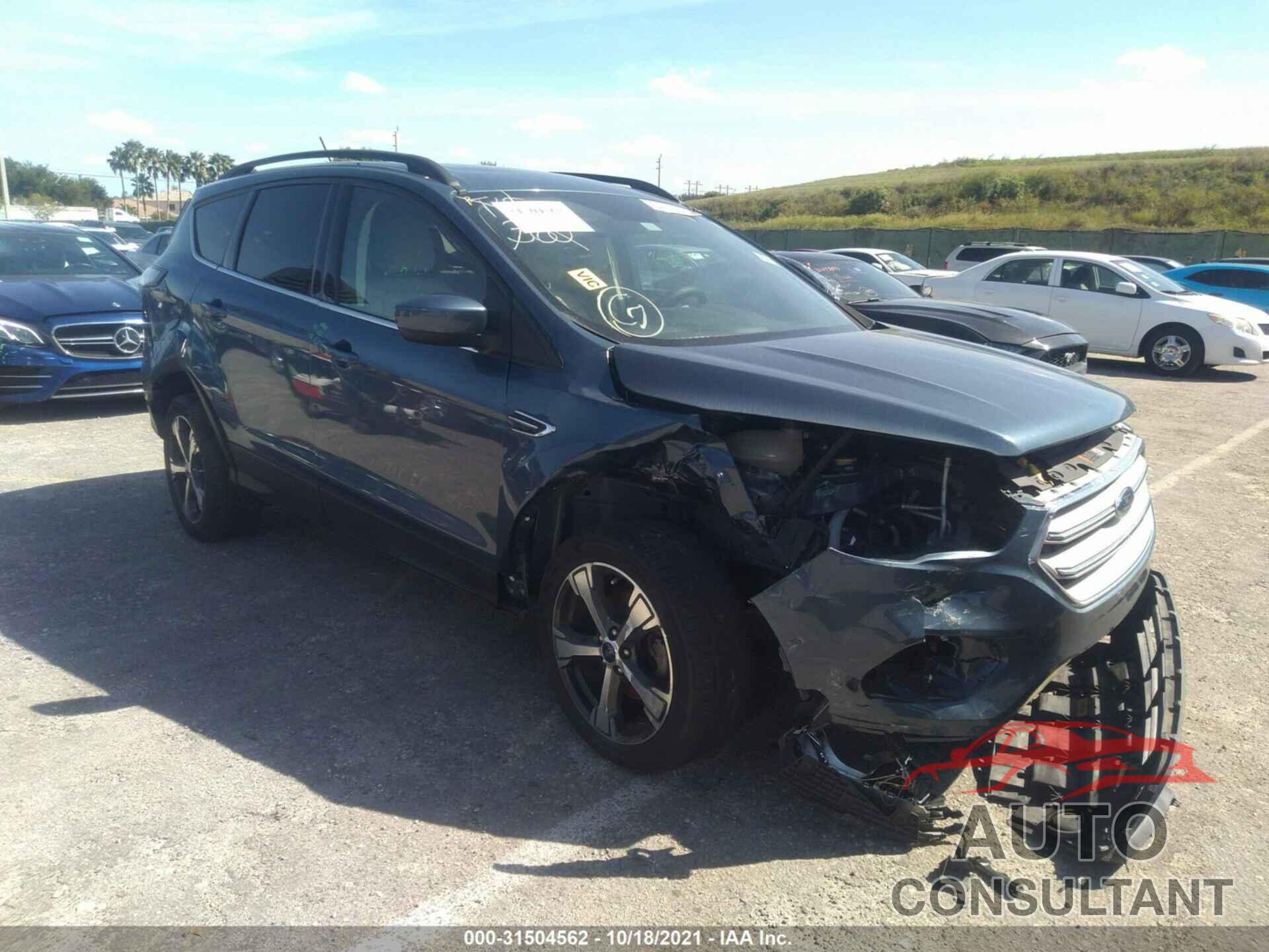 FORD ESCAPE 2018 - 1FMCU0HD9JUA00027