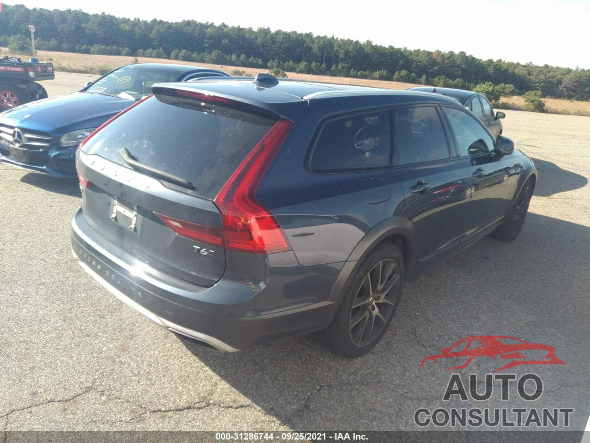 VOLVO V90 CROSS COUNTRY 2020 - YV4A22NLXL1102284