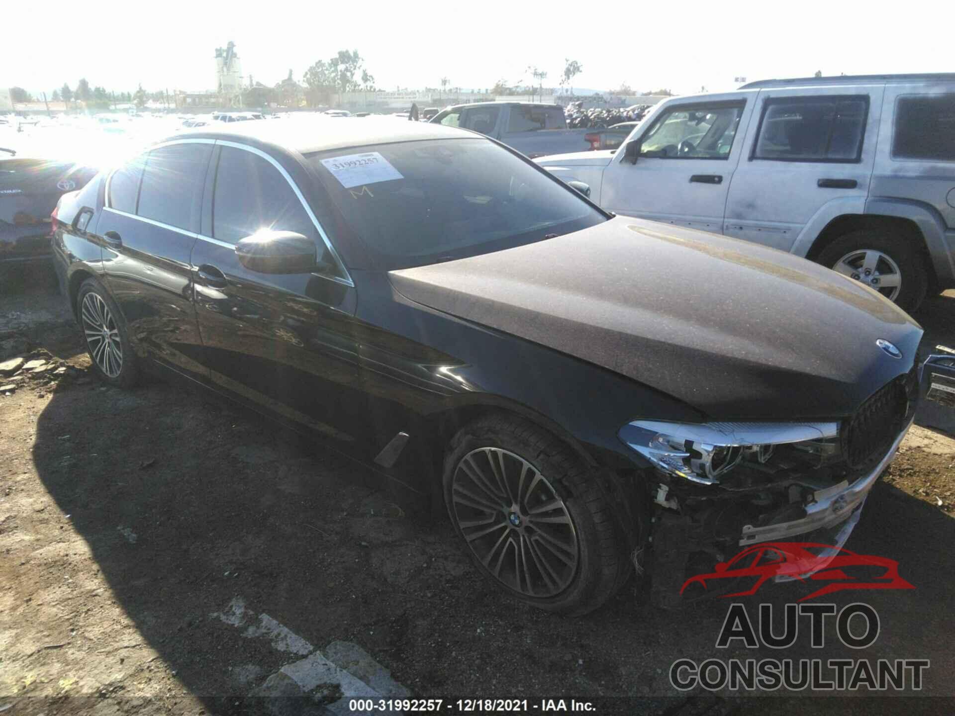 BMW 5 SERIES 2019 - WBAJA5C59KBX87556