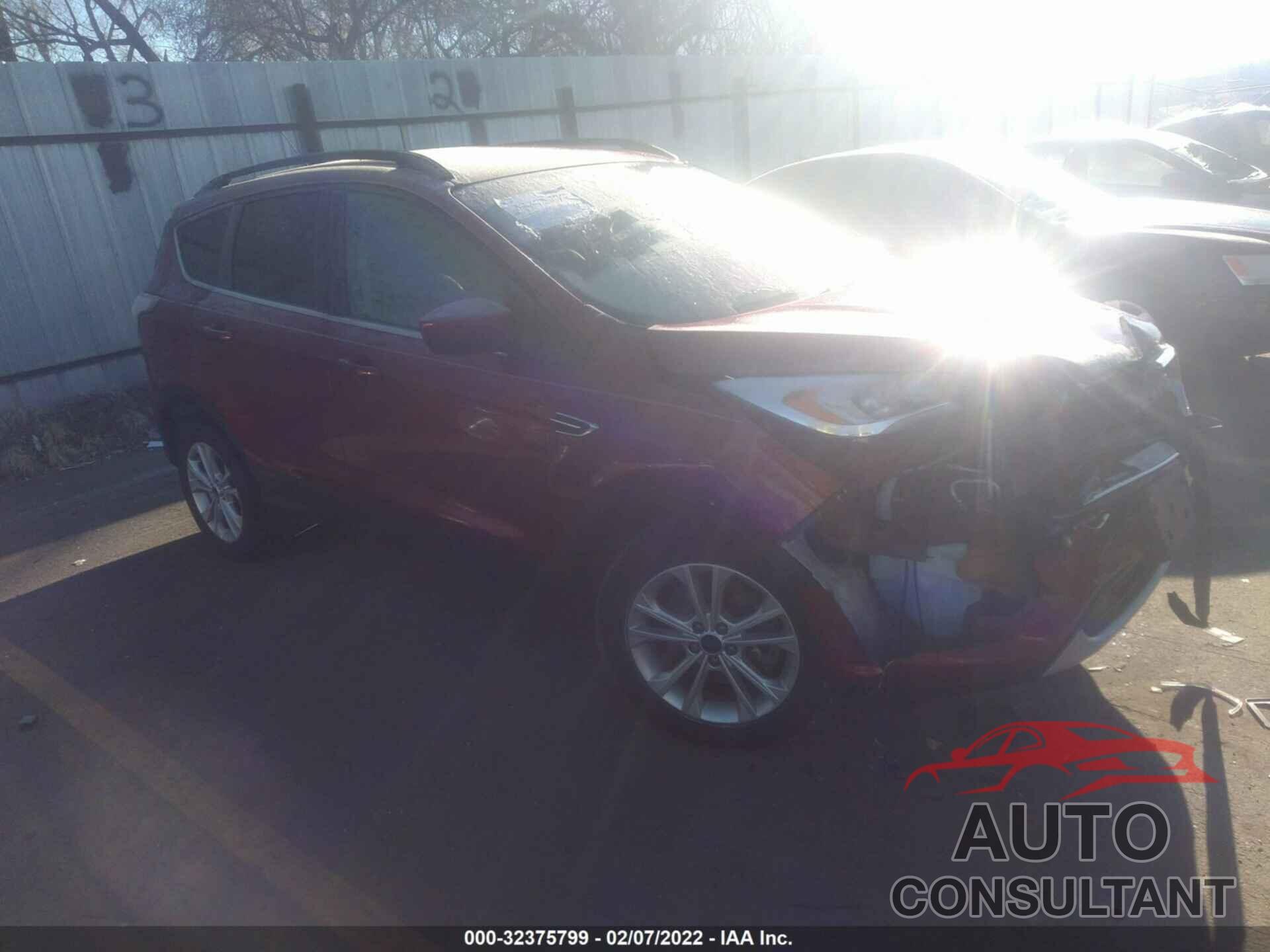 FORD ESCAPE 2017 - 1FMCU0G98HUA51073