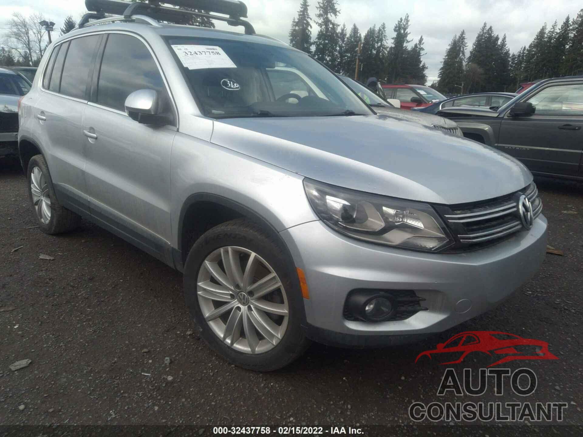 VOLKSWAGEN TIGUAN 2016 - WVGAV7AX0GW507347