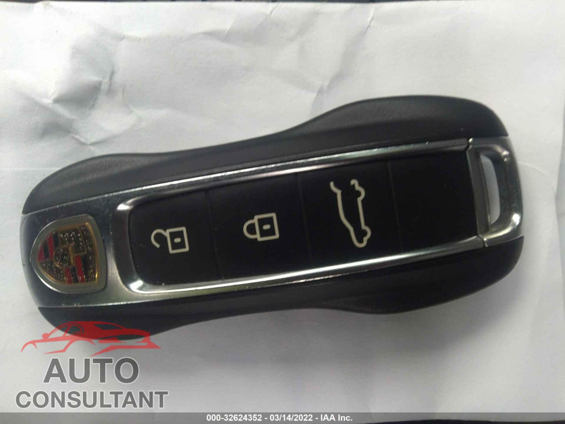 PORSCHE CAYENNE 2019 - WP1AA2AY4KDA17962