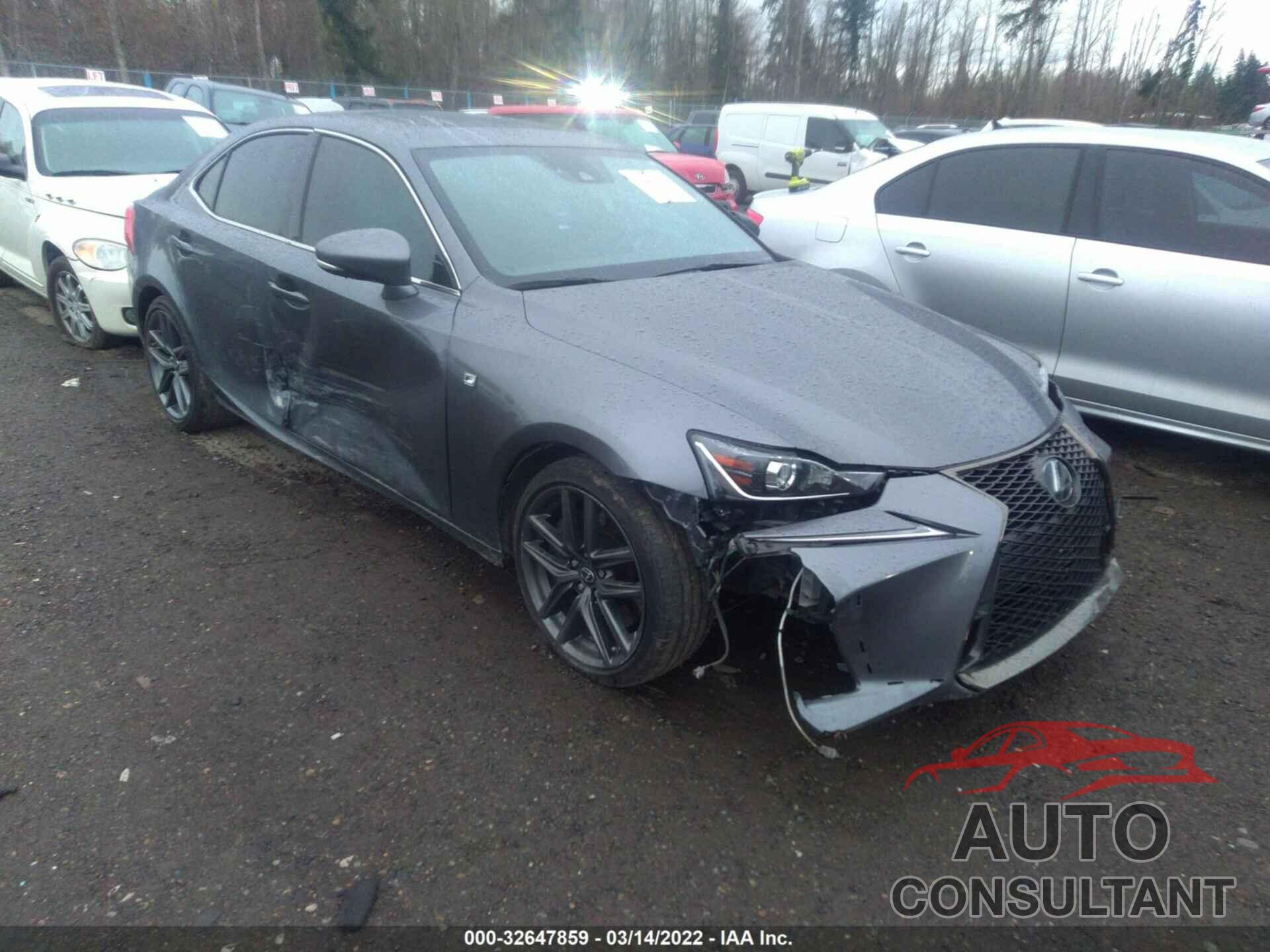 LEXUS IS 2018 - JTHC81D25J5029973