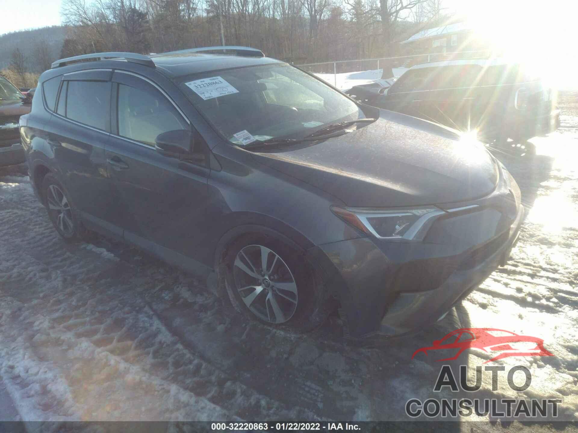TOYOTA RAV4 2016 - JTMRFREVXGJ055624