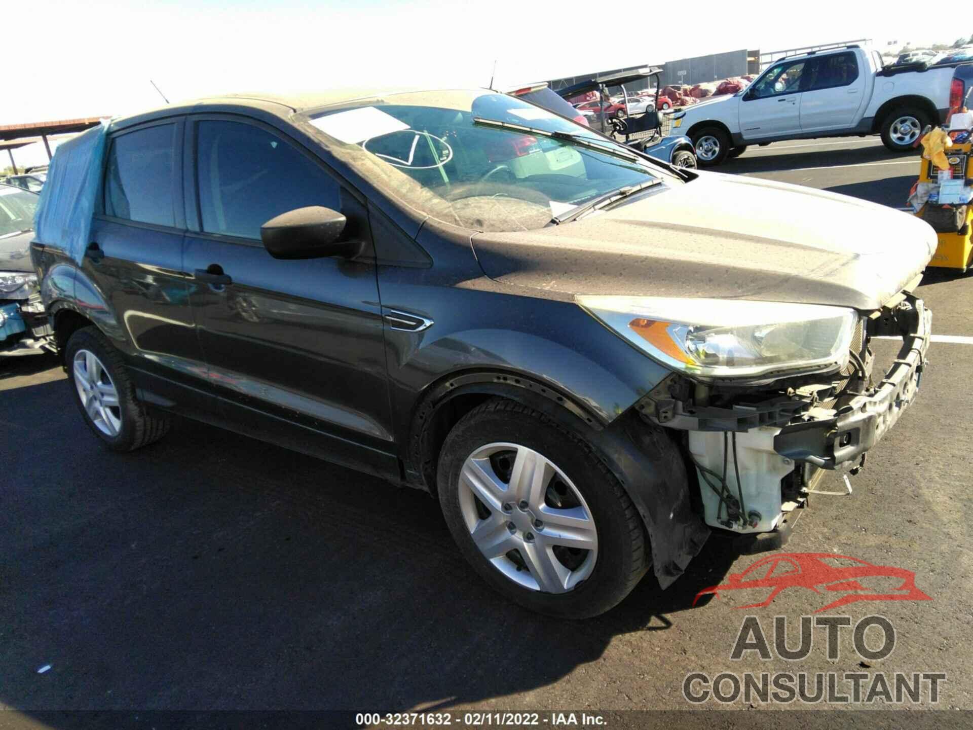 FORD ESCAPE 2017 - 1FMCU0F71HUD66524