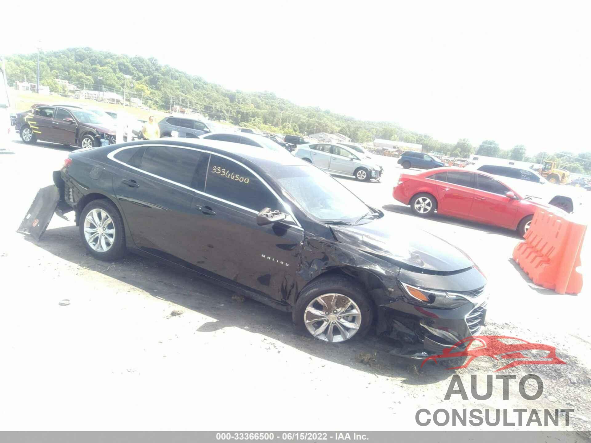 CHEVROLET MALIBU 2021 - 1G1ZD5ST6MF053877