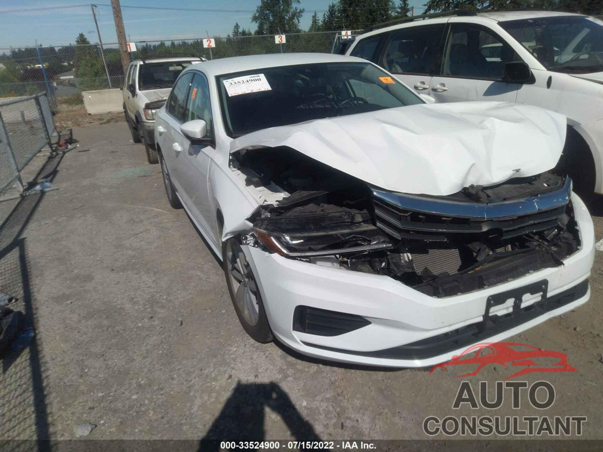 VOLKSWAGEN PASSAT 2020 - 1VWSA7A33LC008763