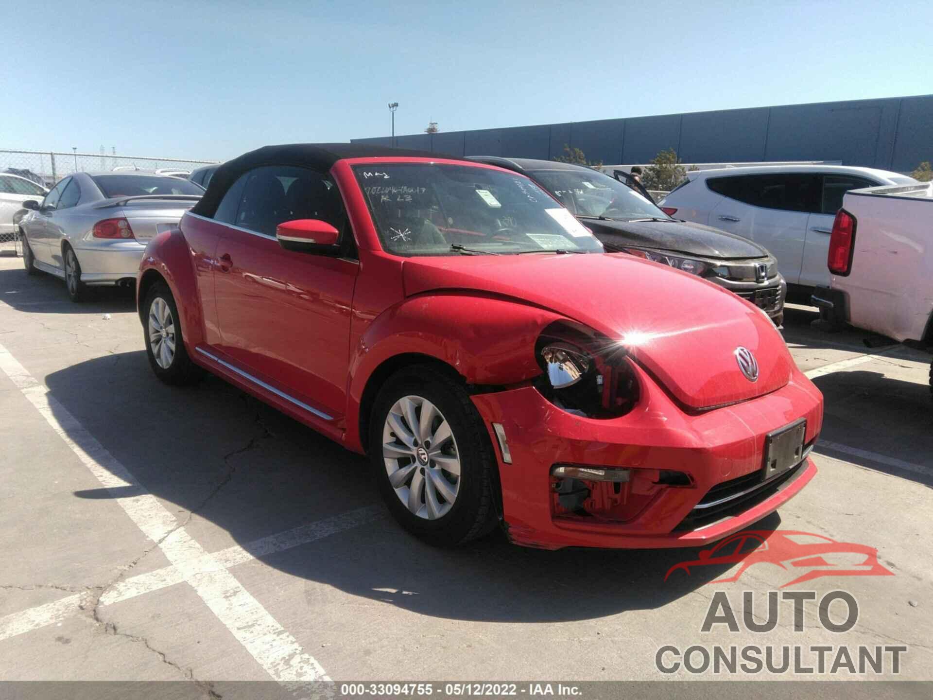 VOLKSWAGEN BEETLE CONVERTIBLE 2019 - 3VW5DAAT3KM505195