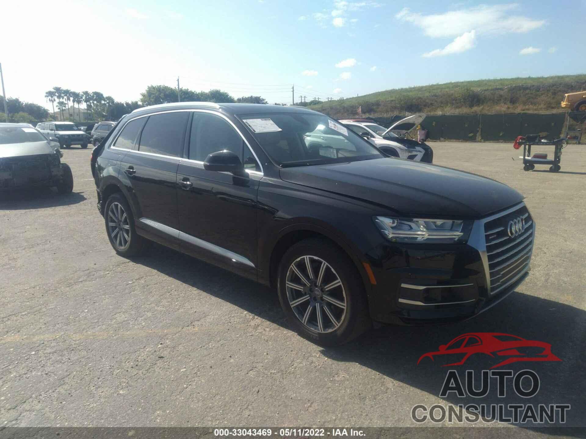 AUDI Q7 2019 - WA1LAAF79KD021407