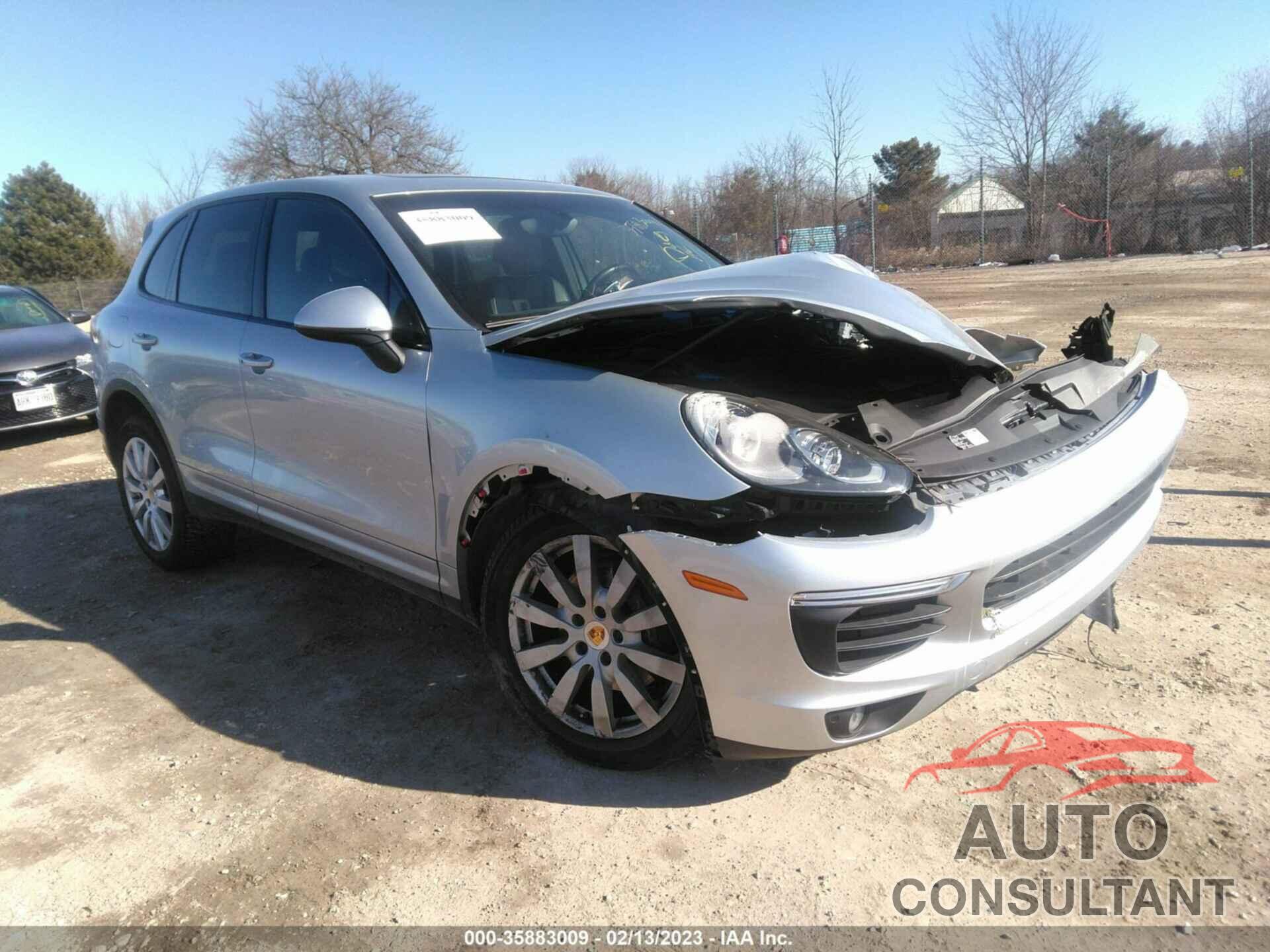 PORSCHE CAYENNE 2016 - WP1AA2A23GKA37361