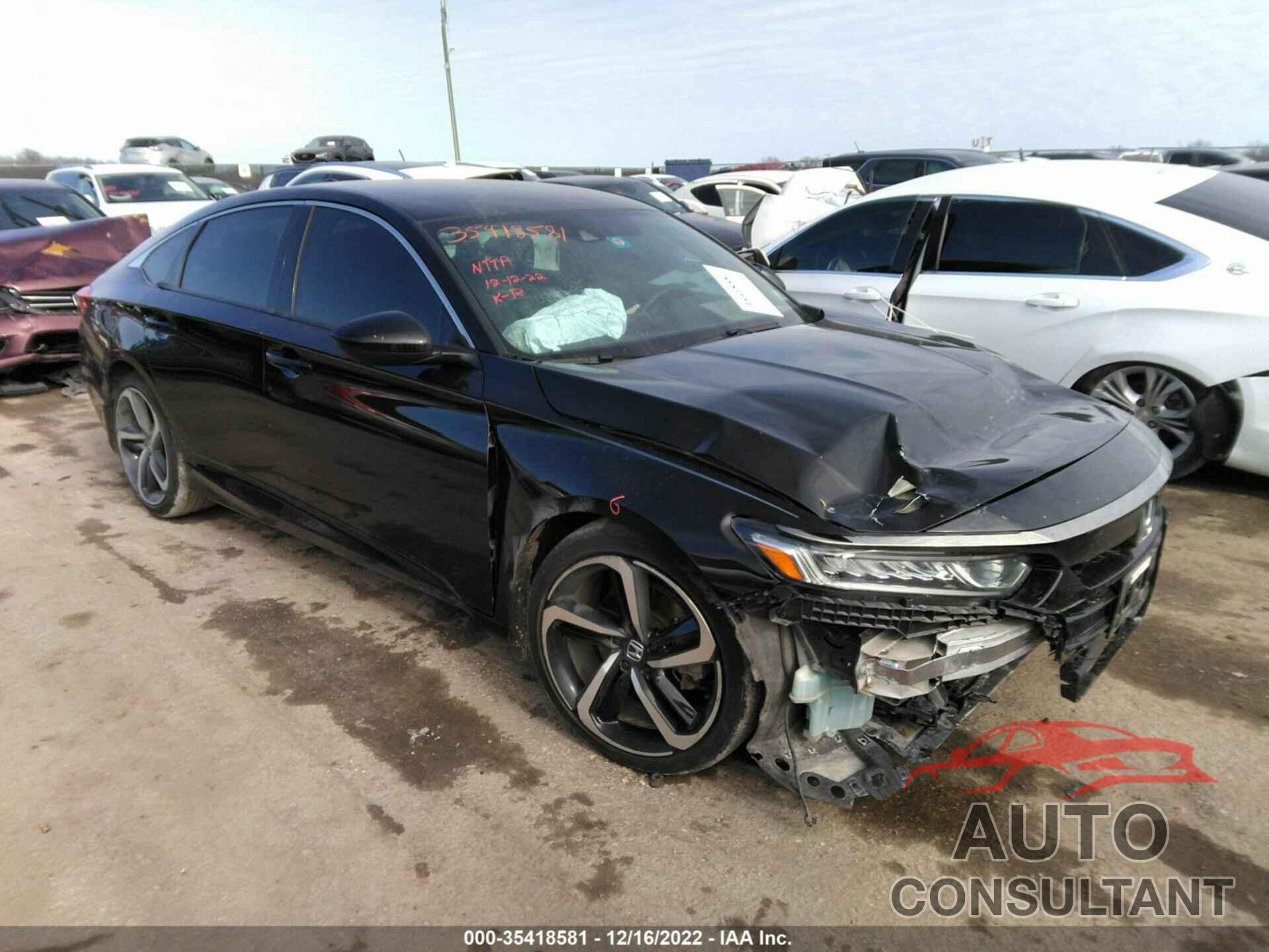 HONDA ACCORD SEDAN 2018 - 1HGCV1F30JA032336