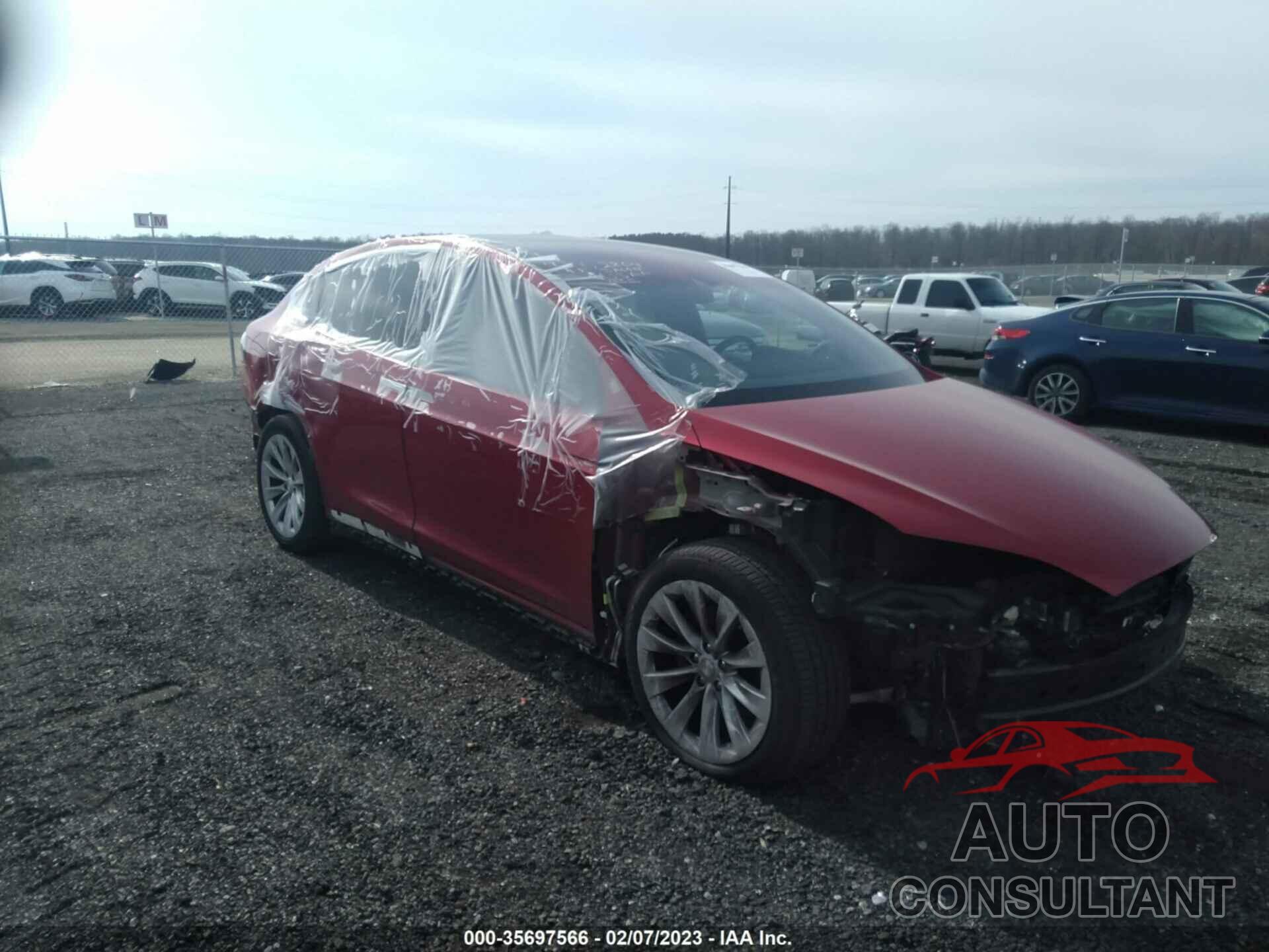 TESLA MODEL X 2016 - 5YJXCAE22GF005427