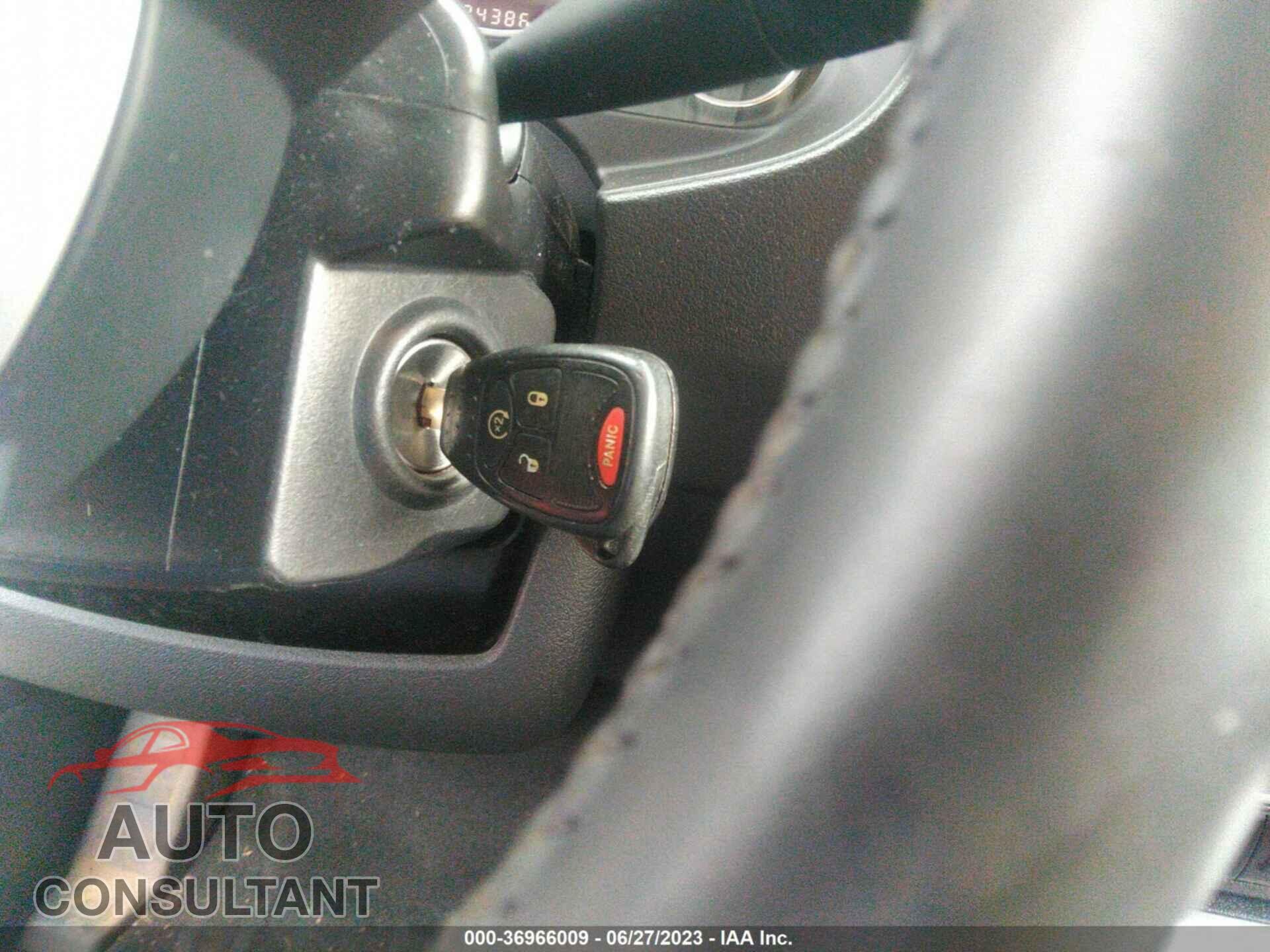 JEEP COMPASS 2015 - 1C4NJCEBXFD139911
