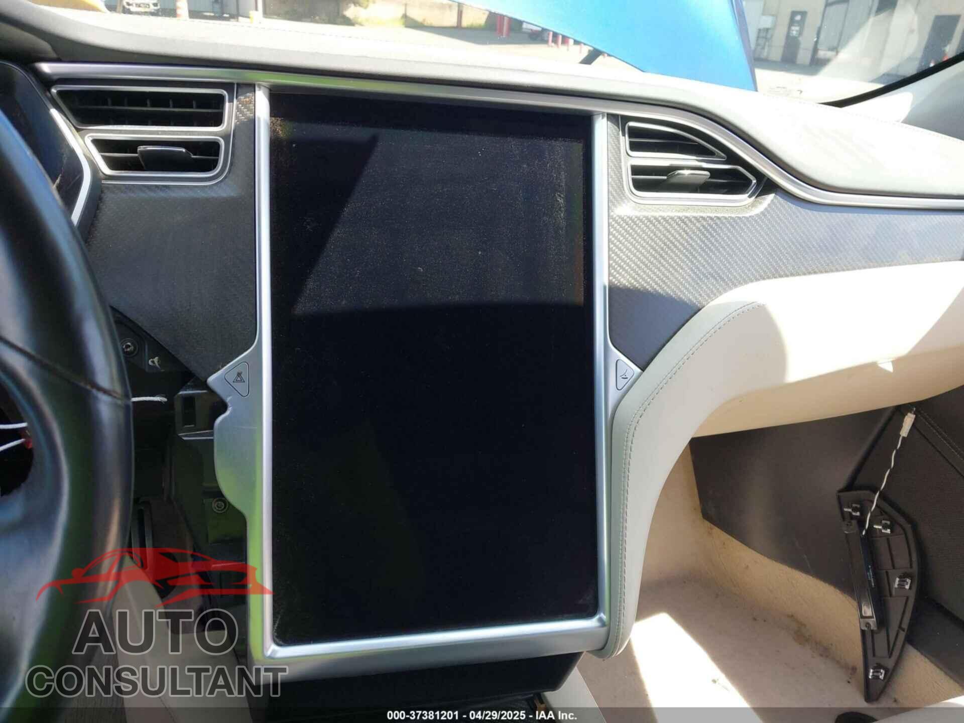 TESLA MODEL S 2017 - 5YJSA1E44HF220391